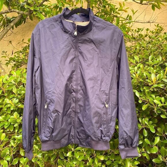 Van Heusen Black Men's Windbreaker. Size Large. EUC! - Picture 1 of 4